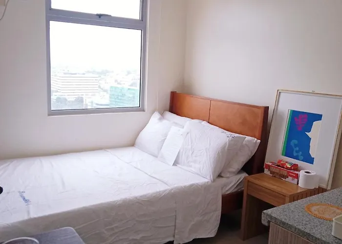 شقة فندقية Urban Deca Tower Edsa Cubao *